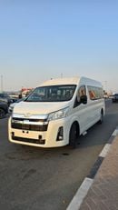 Toyota Hiace GL -High Roof  3.5L A/T