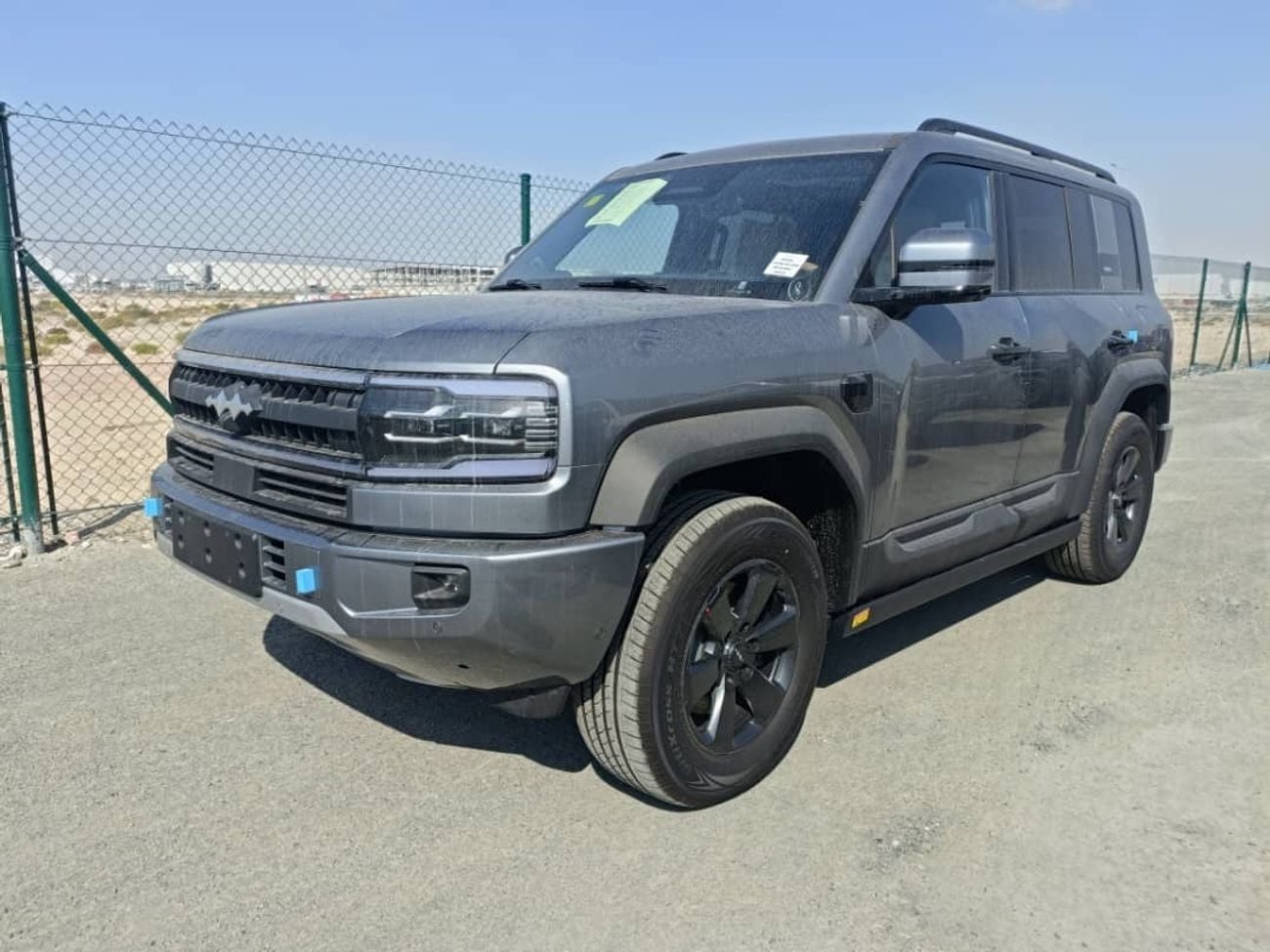 BYD Leopard 5 Leopard 5 grey-orange Long-Range Battery