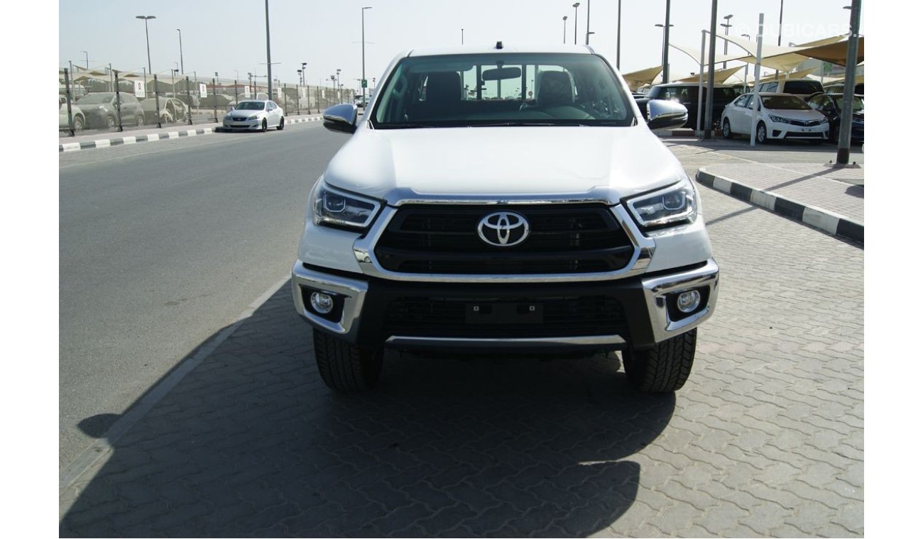 تويوتا هيلوكس 2.7L Petrol 4WD Double Cab GLX-S G Auto