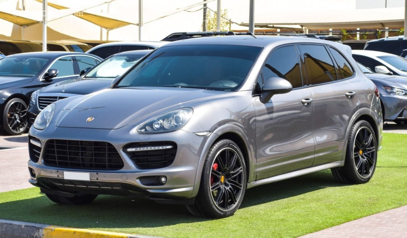 Porsche Cayenne GTS