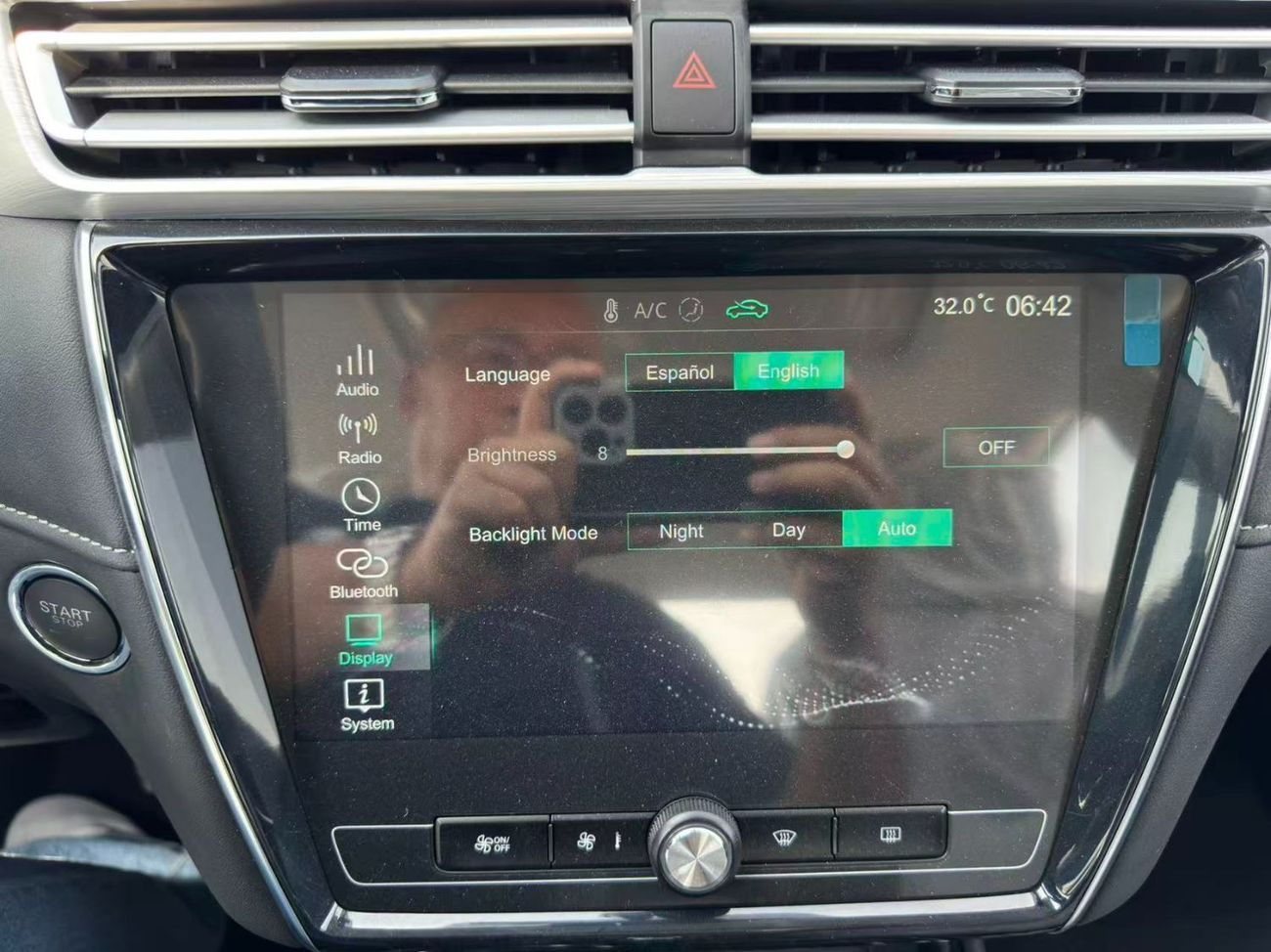 أم جي 5 DELUXE 1.5L A/T 2023 Full-option with sunroof RED | Export or Wholesale