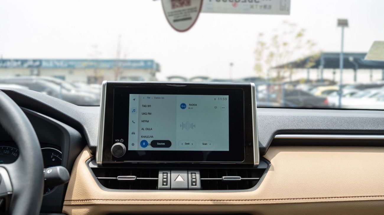 Toyota RAV4 2025 Toyota Rav4 Limited 2.5L AWD AT Hybrid (Silver-Tan)