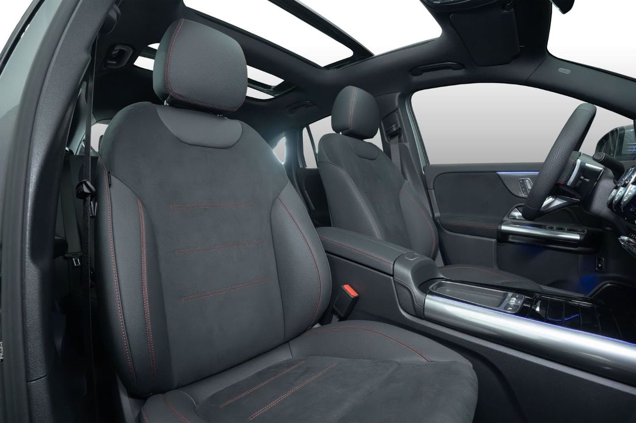 مرسيدس بنز GLA 200 RAMADAN OFFER | 0% Downpayment | EMC Mercedes-Benz Warranty | AED 2,874 P/M