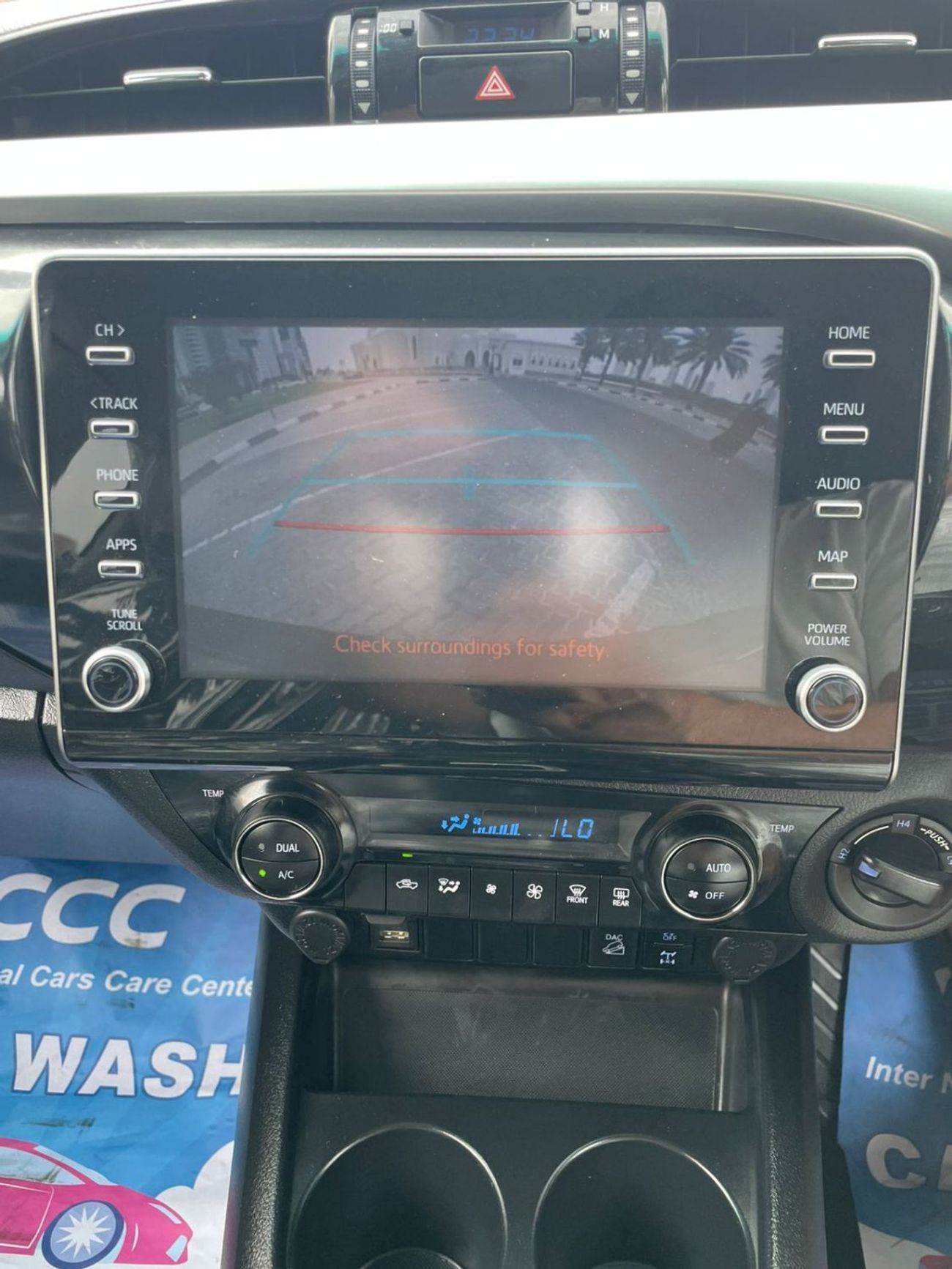 Toyota Hilux SMART CABIN 2024 ,DIESEL ,2.8 LITER ,RIGHT HAND DRIVE ,ONLY FOR EXPOT