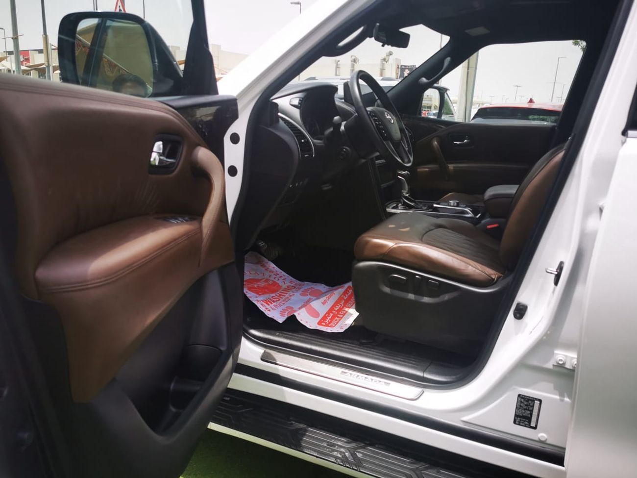 Nissan Armada Platinum