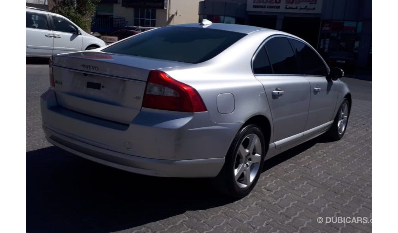 فولفو S80 Volvo S80