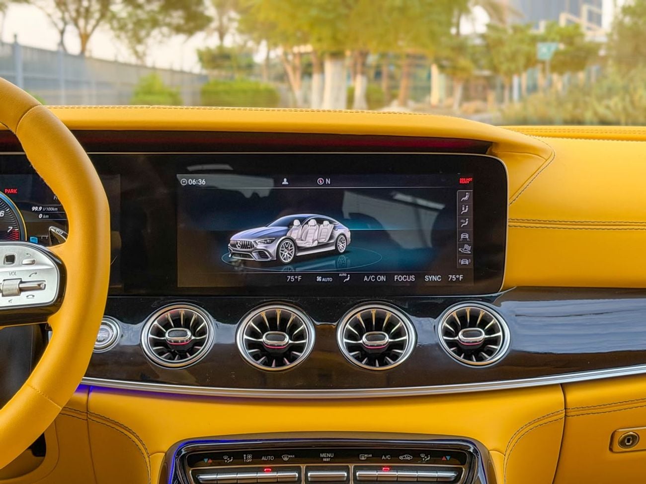 Mercedes Benz AMG GT 63-S