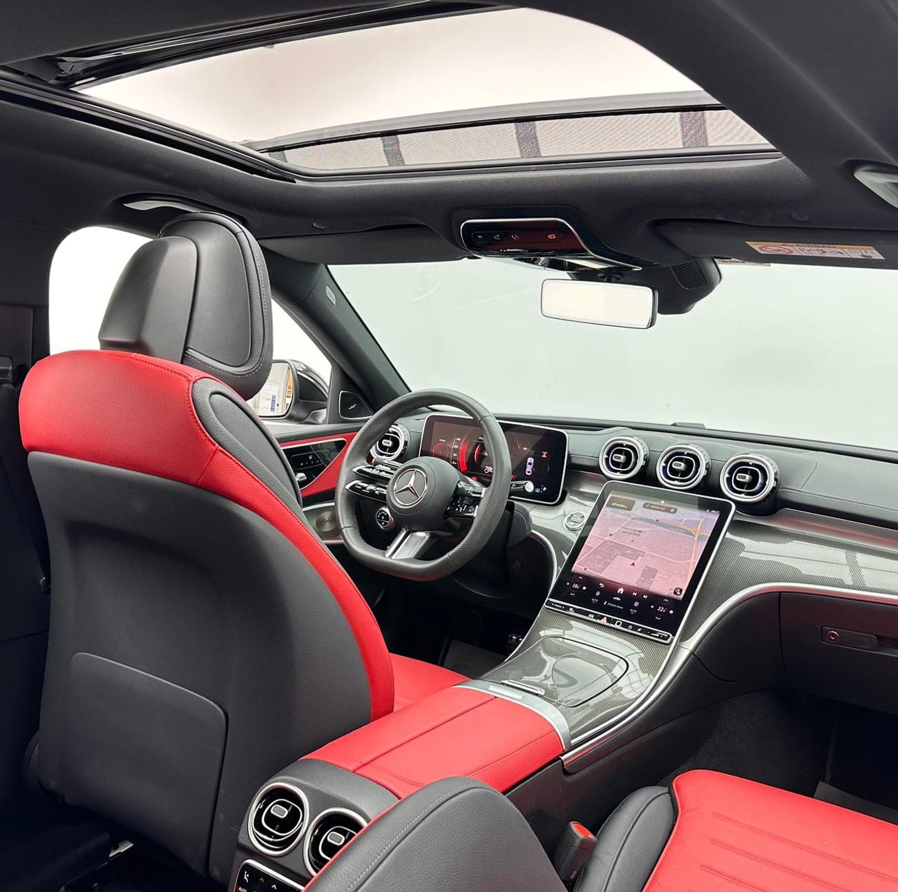 مرسيدس بنز C 200 2025 Mercedes-Benz C200, Nov/2029 Mercedes Warranty + Service History, Excellent Condition, GCC