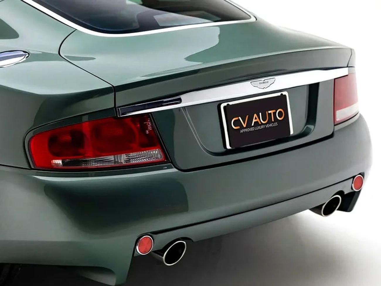 أستون مارتن فانكويش