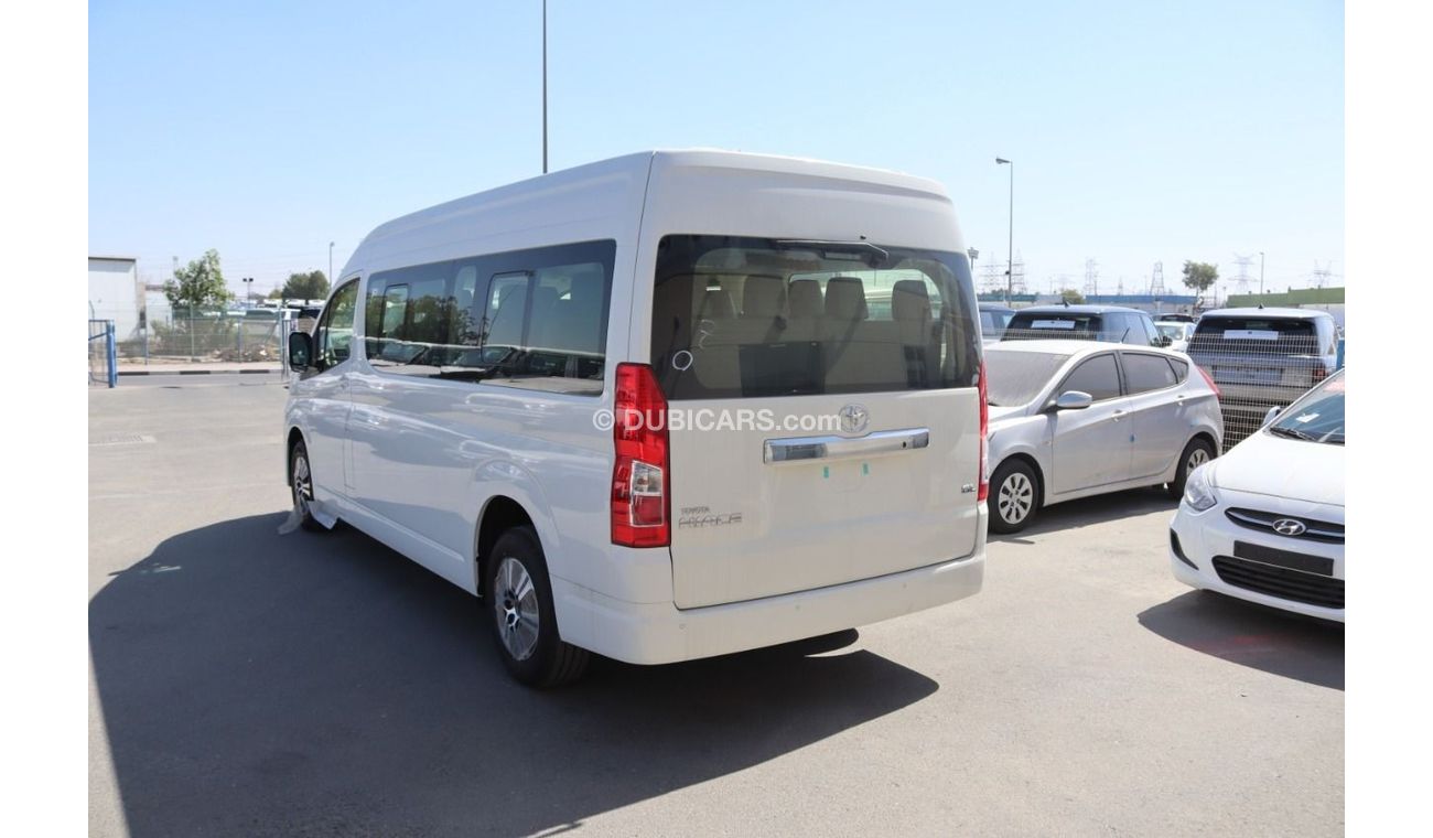 Toyota Hiace GL -High Roof Commuter TOYOTA HIACE COMMUTER 2.8L DIESEL HIGH ROOF MANUAL TRANSMISSION