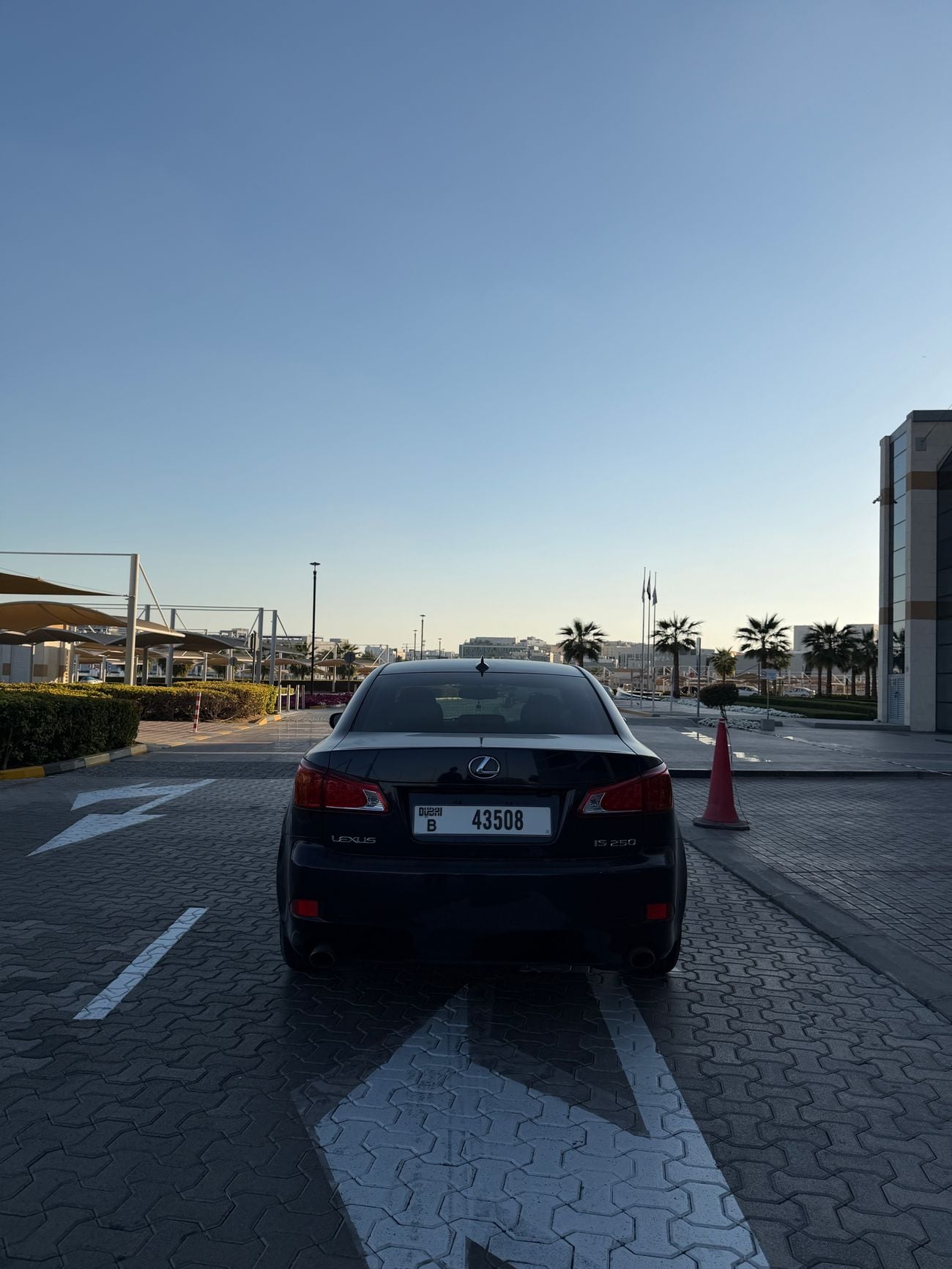 لكزس IS 250 PREMIER