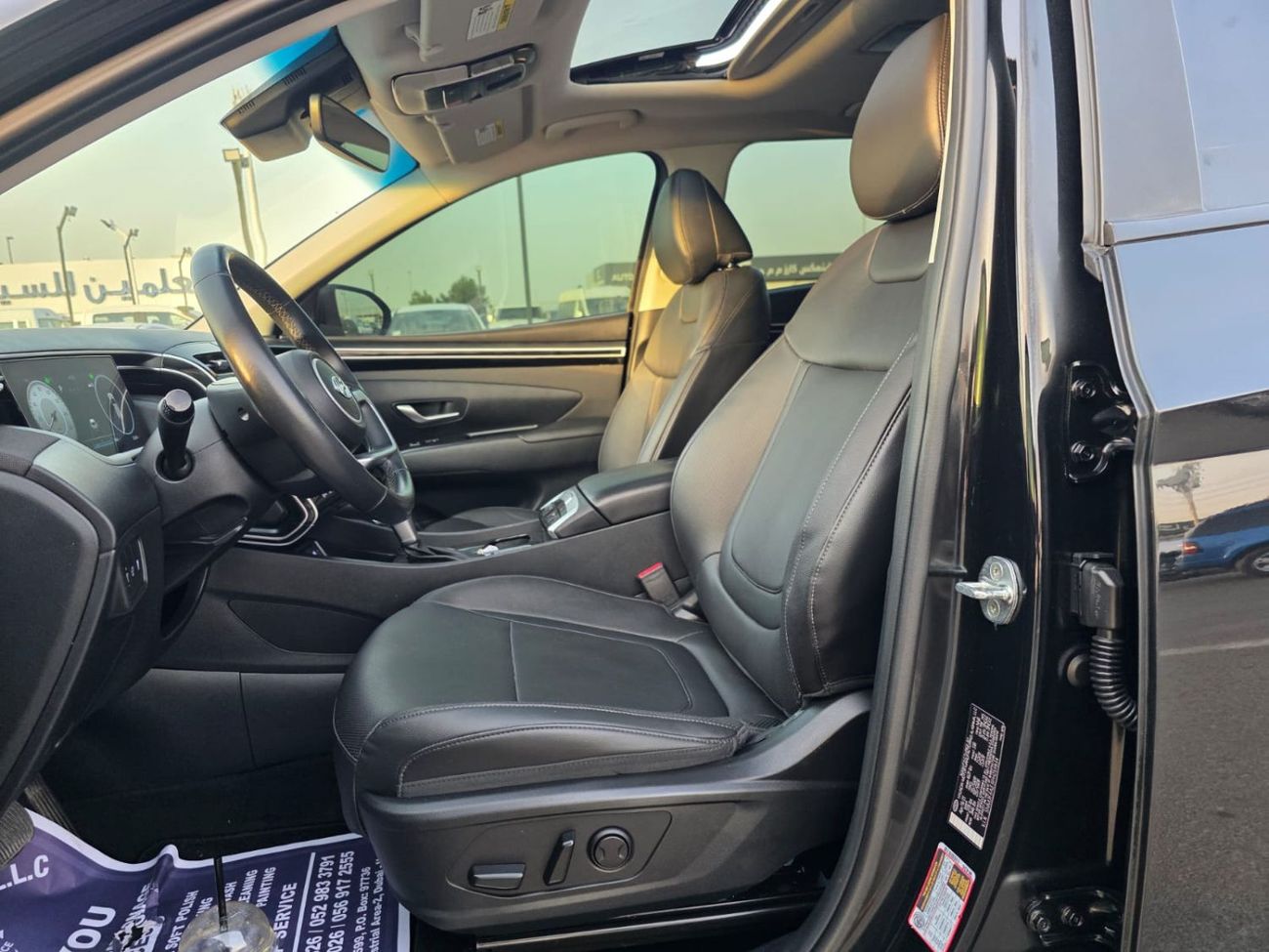 Hyundai Tucson Premium+ 2.5L Sunroof, Push button and trunk automatic