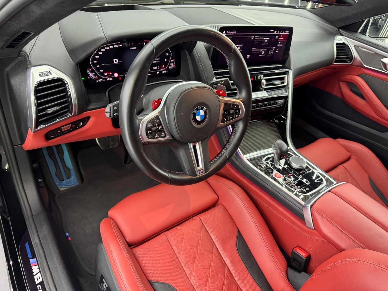 BMW M8 Competition 4.4L (625 HP) 2023 BMW M8 Gran Coupe, Carbon Core Package, Very Low Kms, 625HP