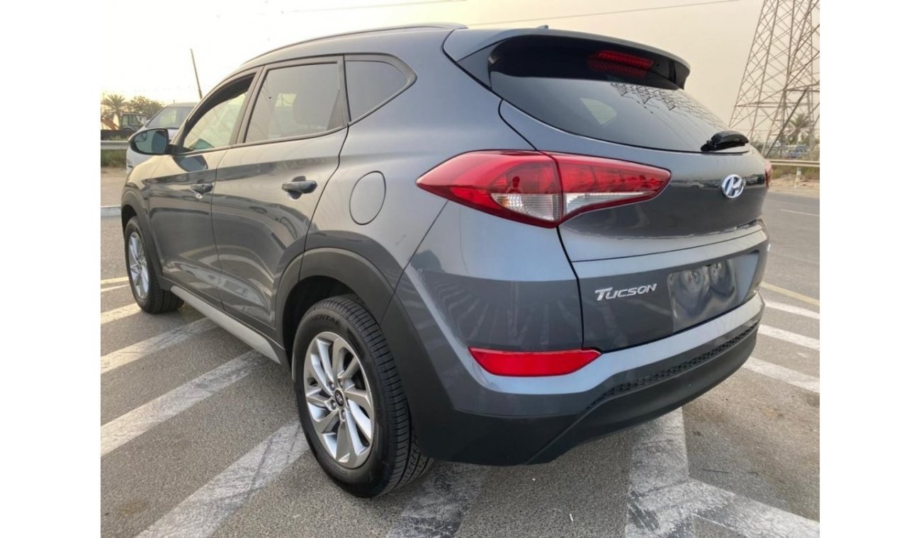 Hyundai Tucson 2018 Hyundai Tucson 2.0L With Electric Seats