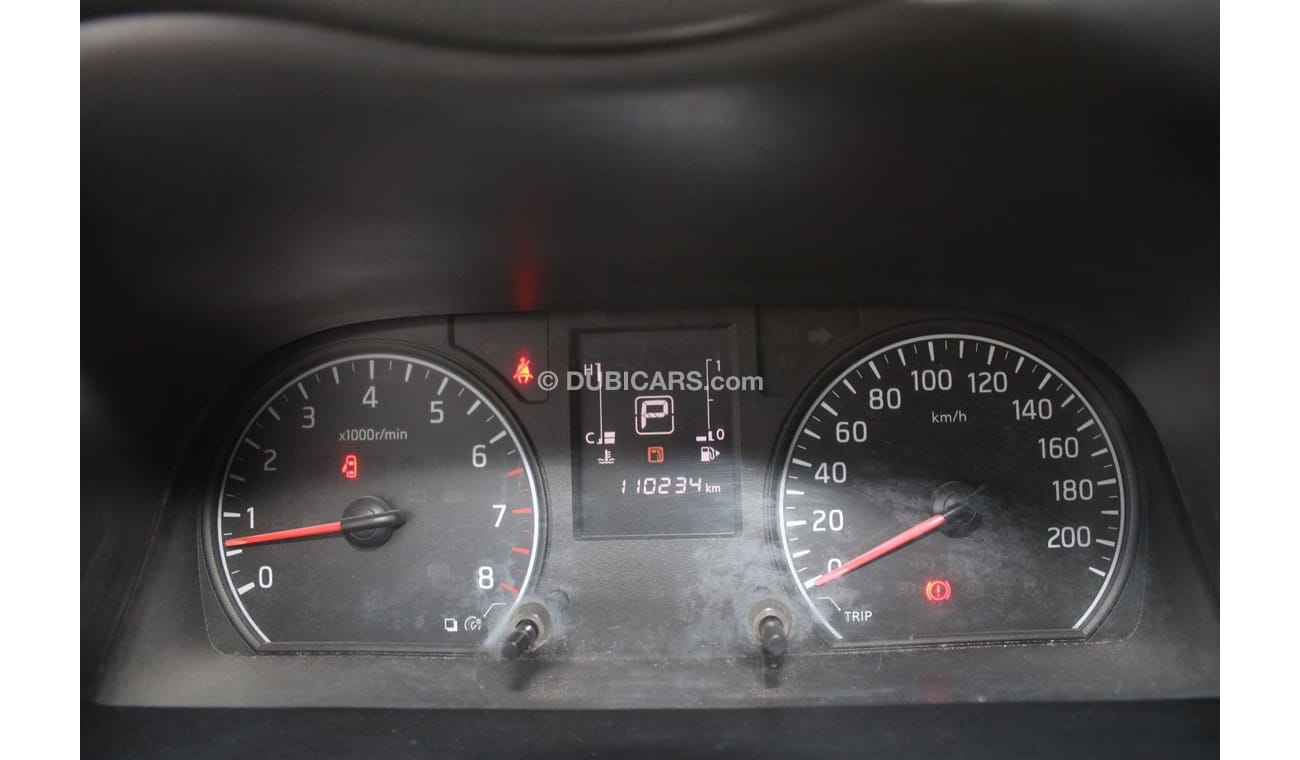 Nissan Urvan Nissan Urvan NV350 2016 GCC, in excellent condition, without accidents, very clean from inside and o