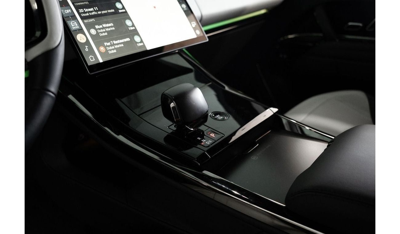 Land Rover Range Rover Sport SV Edition one