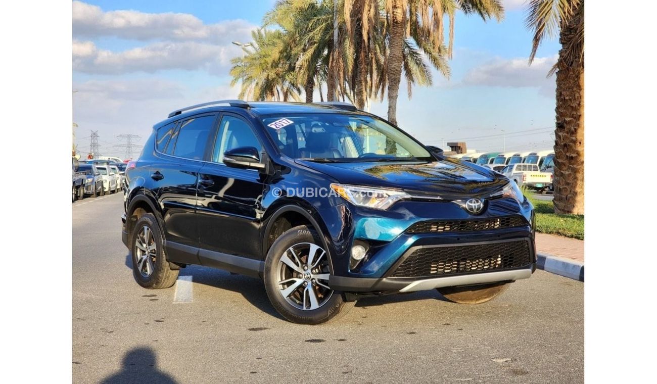Used TOYOTA RAV4 XLE FULL OPTIONS 2017 for sale in Dubai - 695358