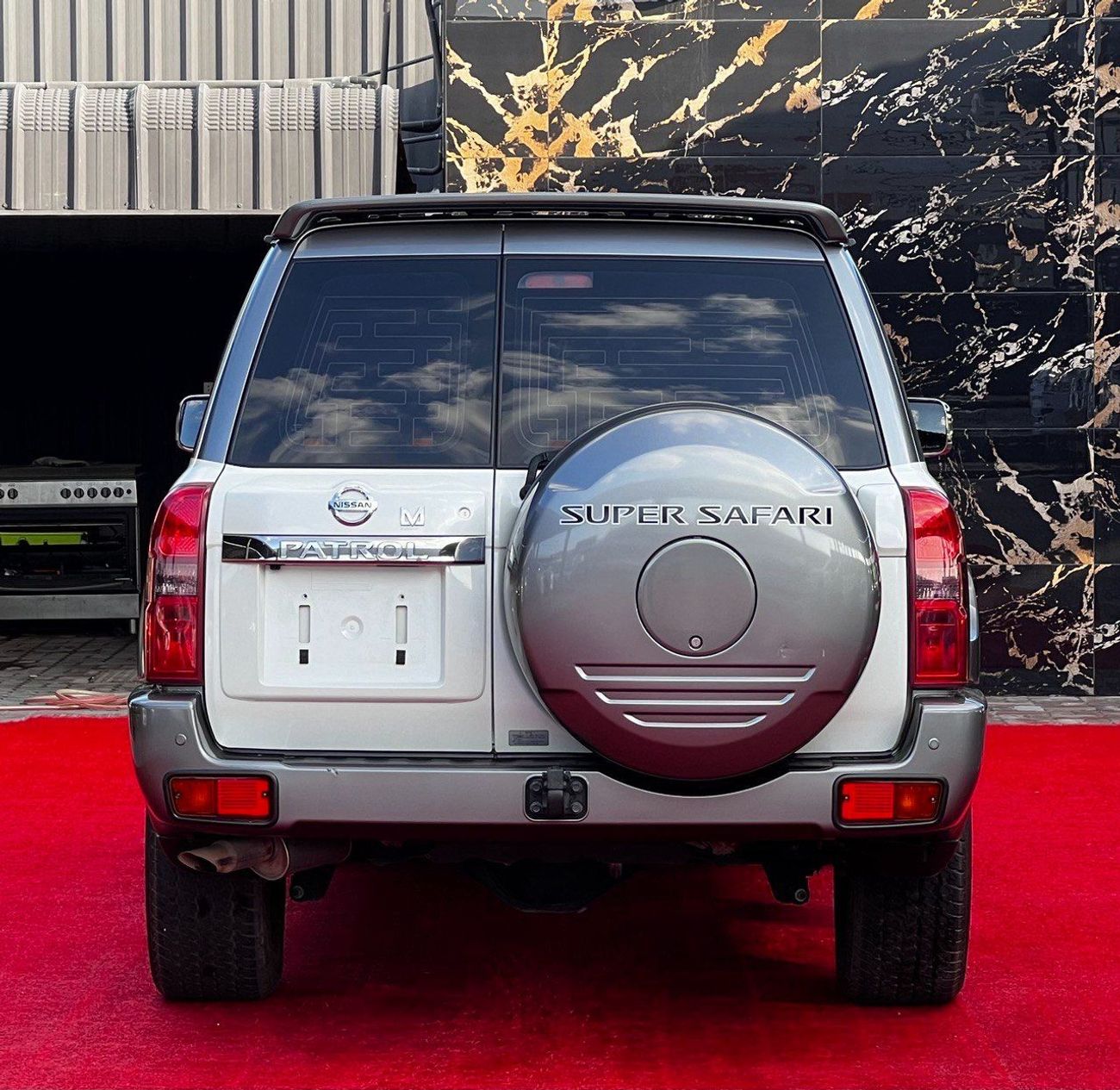 Nissan Patrol Super Safari