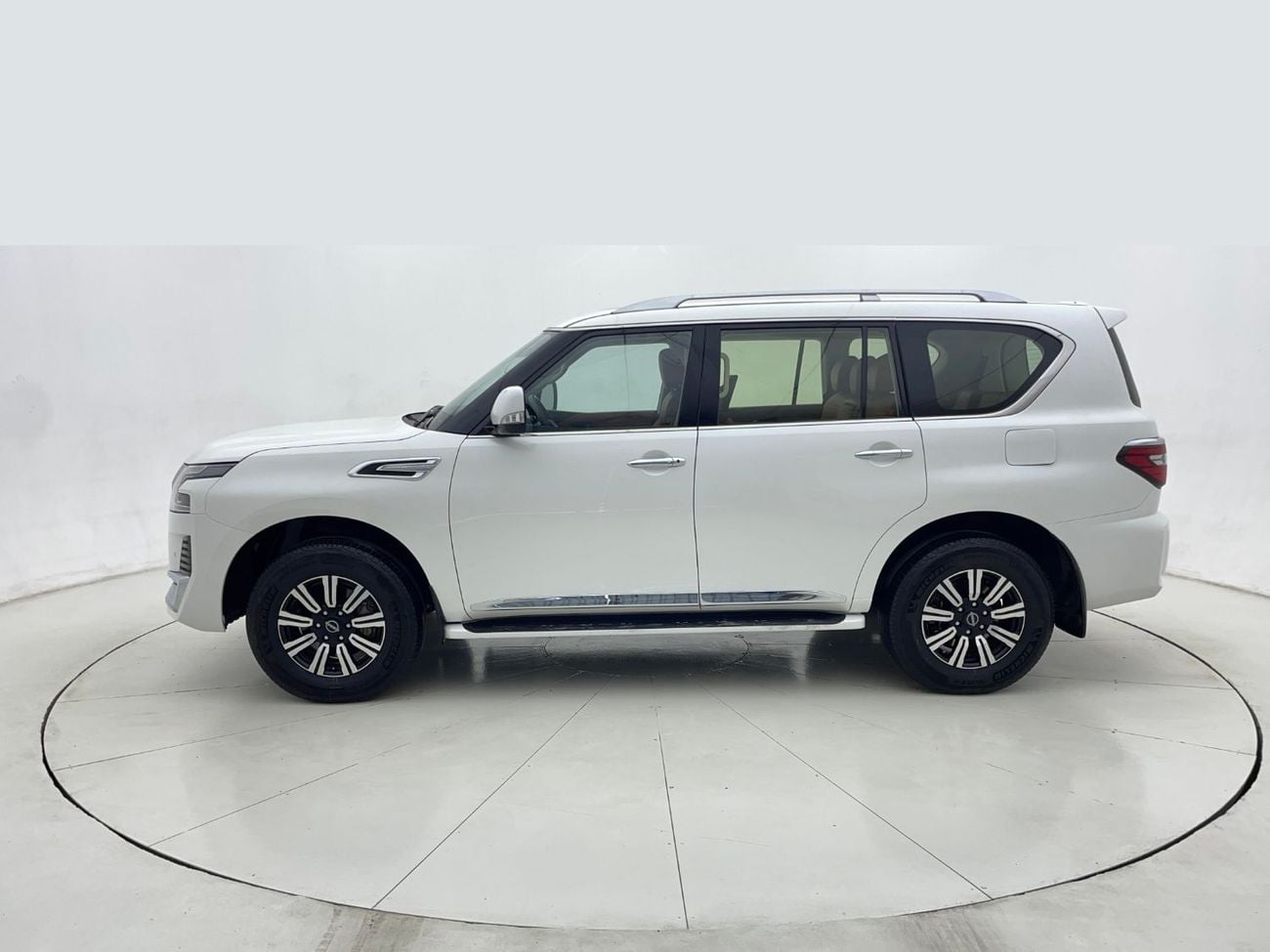 Nissan Patrol 4L 2023 | 0 DP | 2535/Month | 30 Day Return | Service History