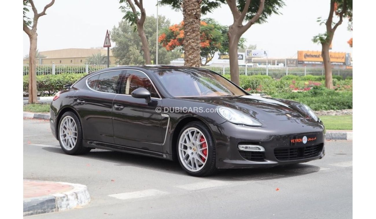 بورش باناميرا GCC ( CARBON FIBER)FULL SERVICE HISTORY ORGINAL PAINT VERY CLEAN