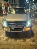 ميتسوبيشي باجيرو GLS Mid 3.0L (177 HP)