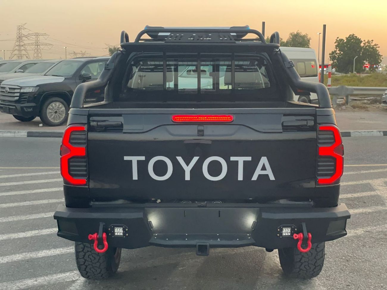 تويوتا هيلوكس 