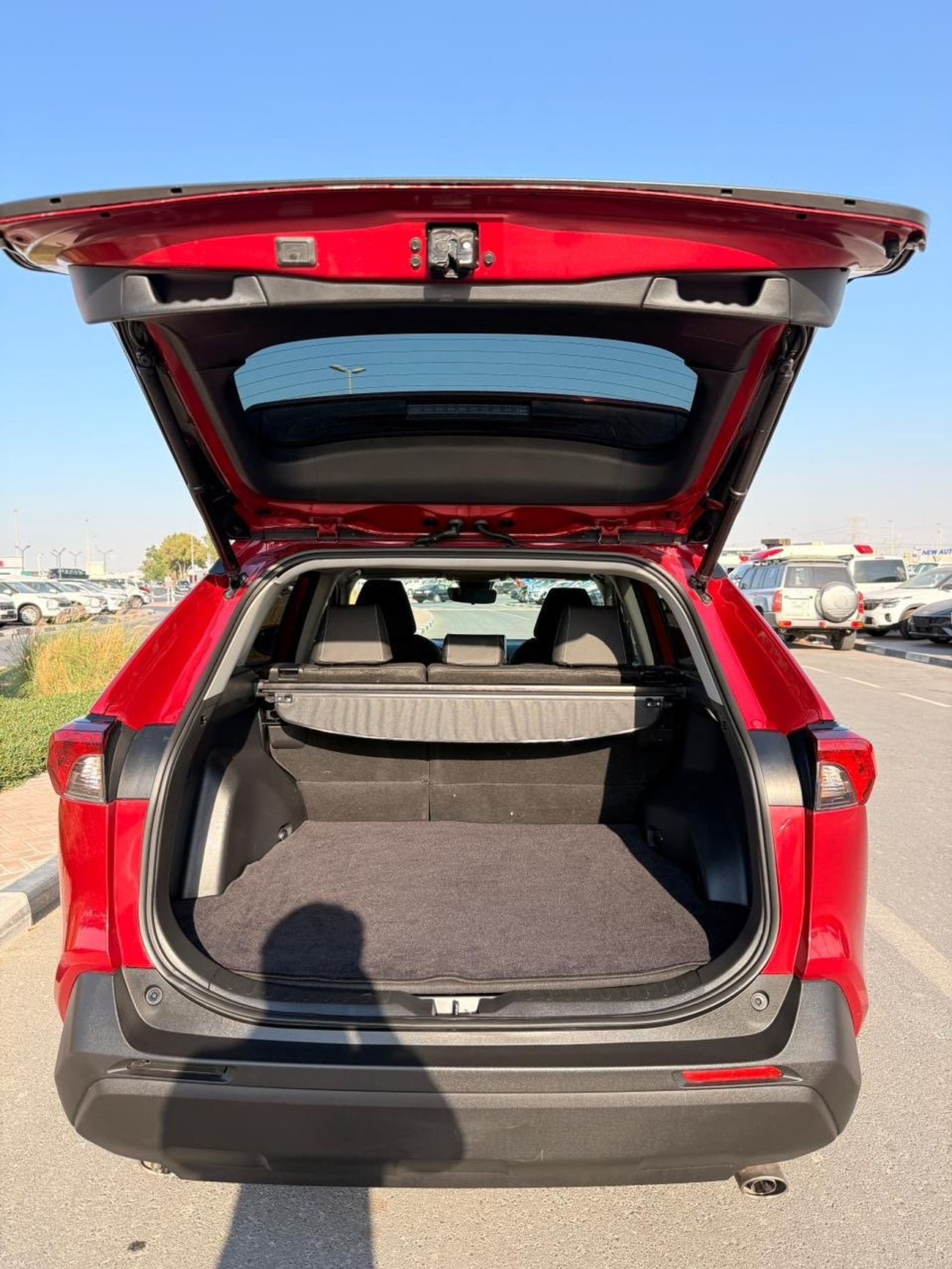 Toyota RAV4 XLE 2.5L Full option