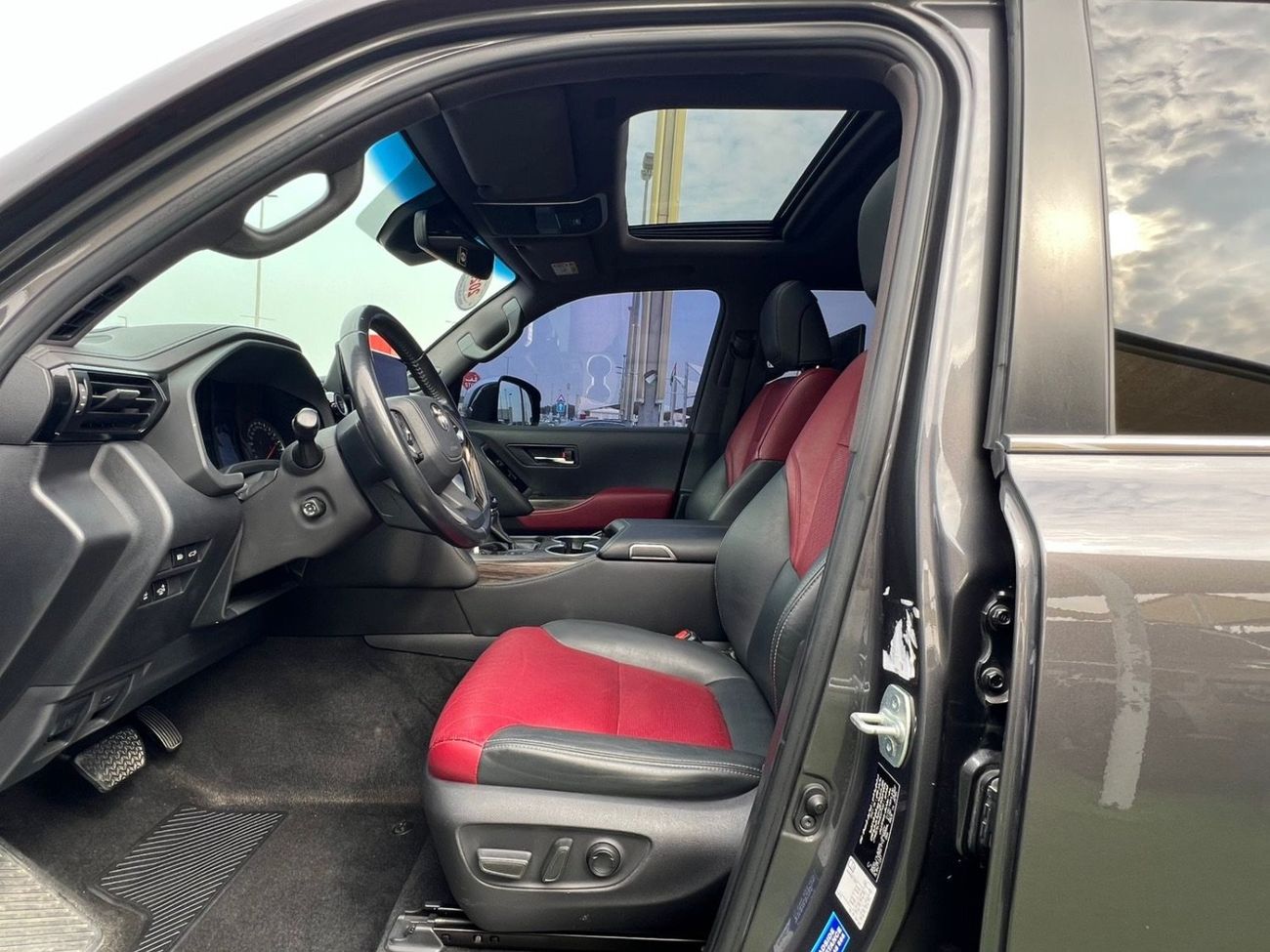 Toyota Land Cruiser 2022 MODEL VXR Twin Turbo 3.5L Full Option New Aarival