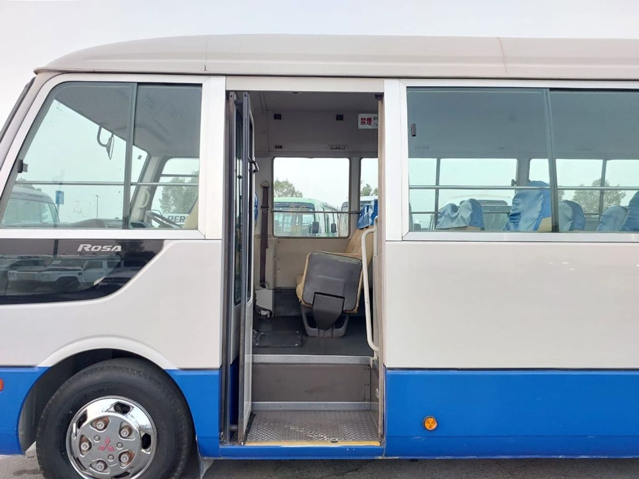 ميتسوبيشي روزا MITSUBISHI ROSA BUS RHD 2006 MODEL 4.8 L DIESEL AUTOMATIC(PM00086)