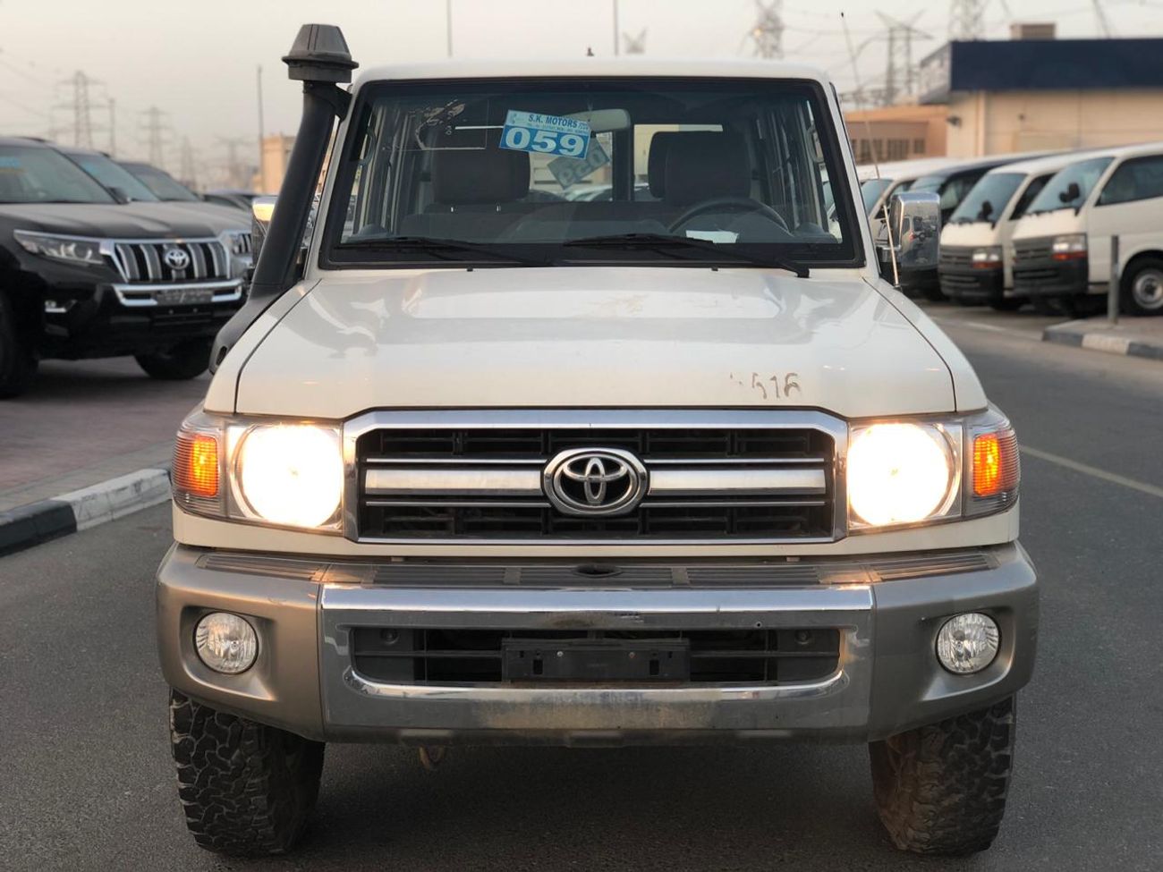 Toyota Land Cruiser 70 LX76, 4.2L DIESEL, ALLOY RIMS 16'', CLEAN INTERIOR AND EXTERIOR, SNORCLE, CODE-24180