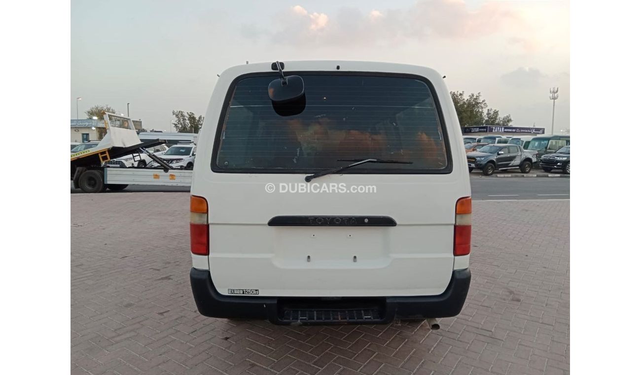 Toyota Hiace TOYOTA HIACE VAN RIGHT HAND DRIVE (PM1211)