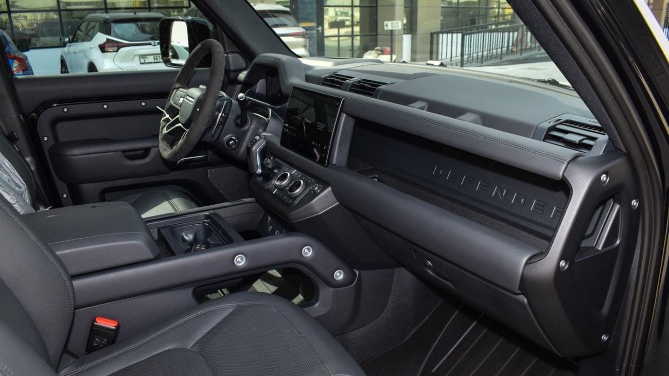 Land Rover Defender DEFENDER 110 V8 CANADIAN SPECS LOW MILEAGE