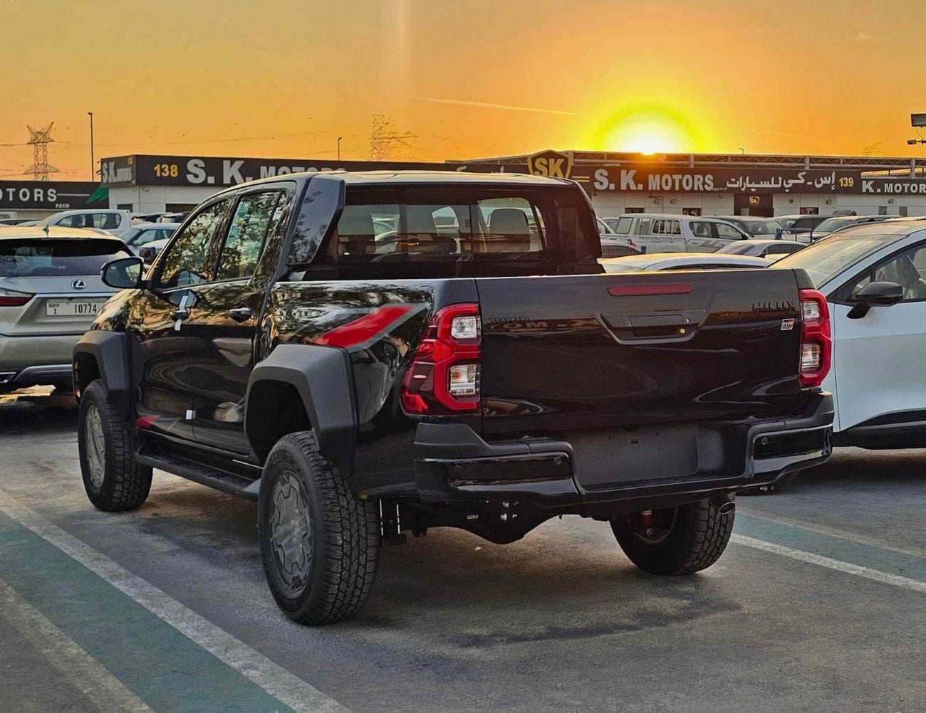 تويوتا هيلوكس GR SPORT WIDE BODY/ 4.0L PETROL /OVER FENDER /360*CAMERA/DRIVER PWR SEATS WITH LATHER (CODE# HGRPKW)