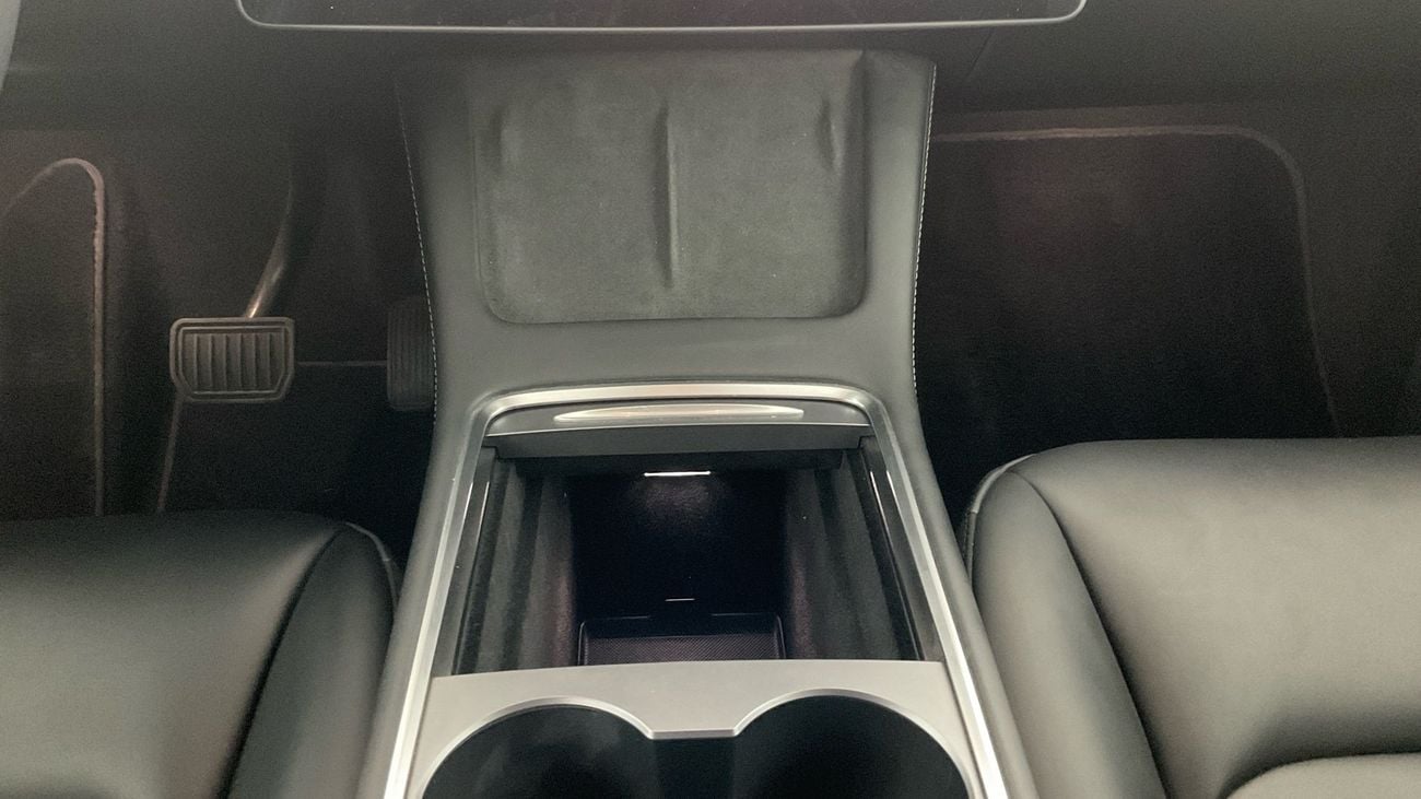 Tesla Model Y Long Range (Dual Motor) | upto AED 20,000 Ramadan Discount | Guaranteed Warranty | 0 Down Payment