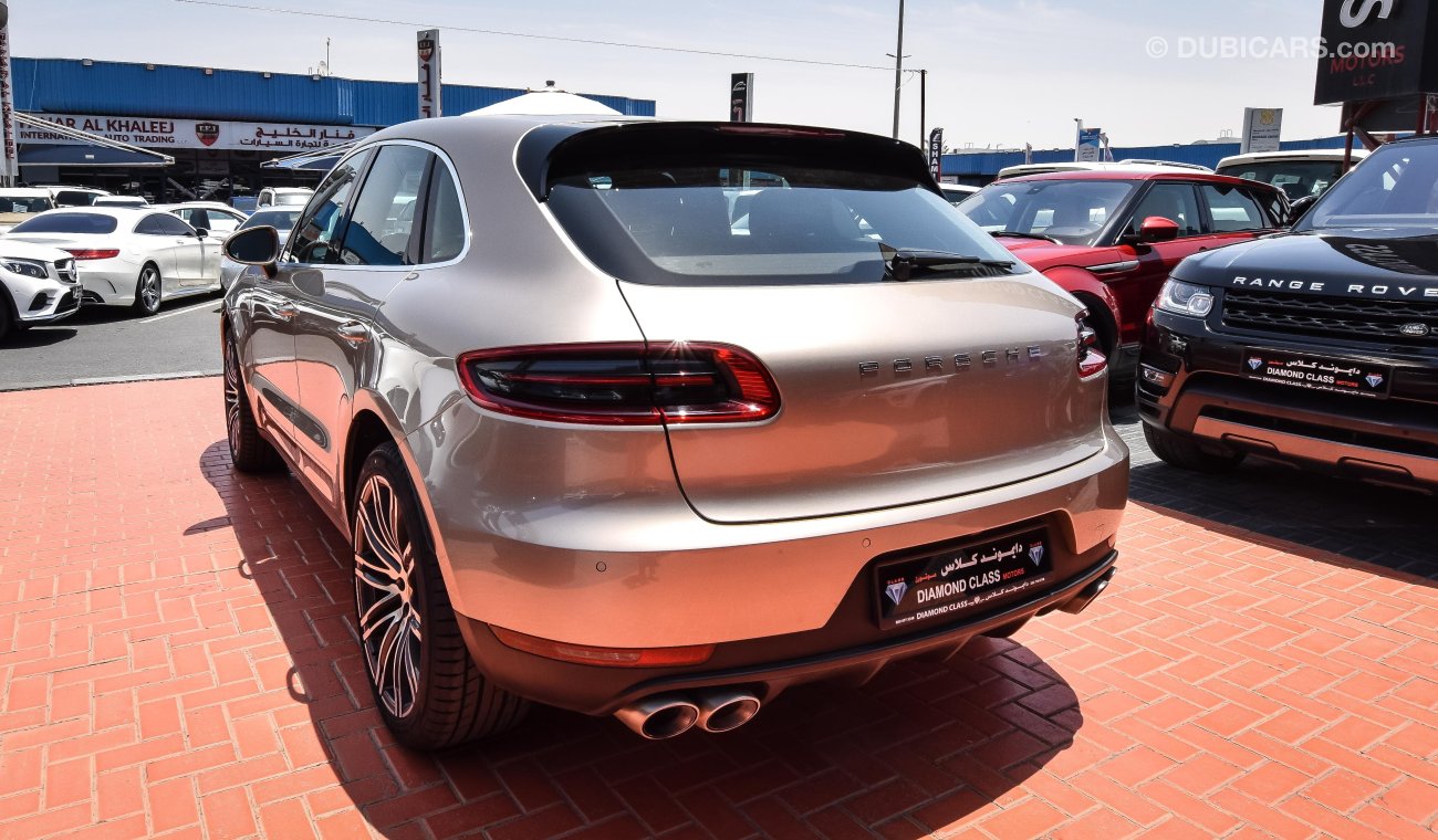 Porsche Macan S