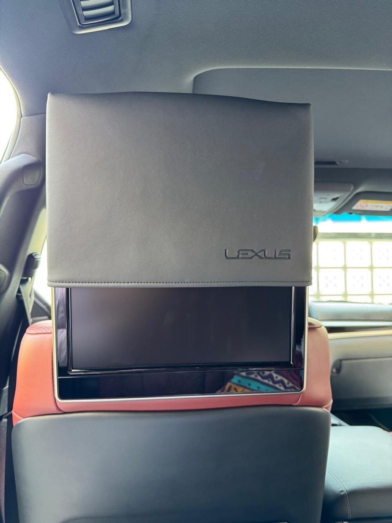 لكزس LX 570 Signature