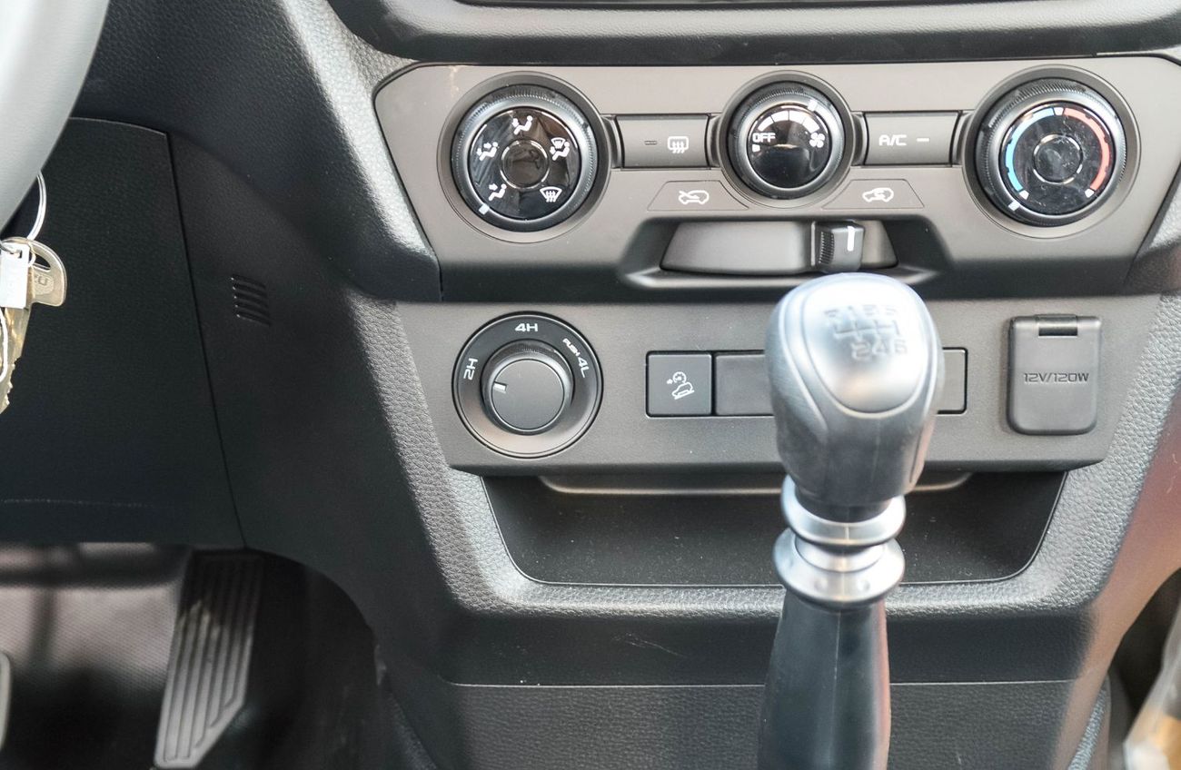 إيسوزو D ماكس ISUZU D-MAX RG CREW 1.9L DIESEL MT 4WD PICKUP 2026