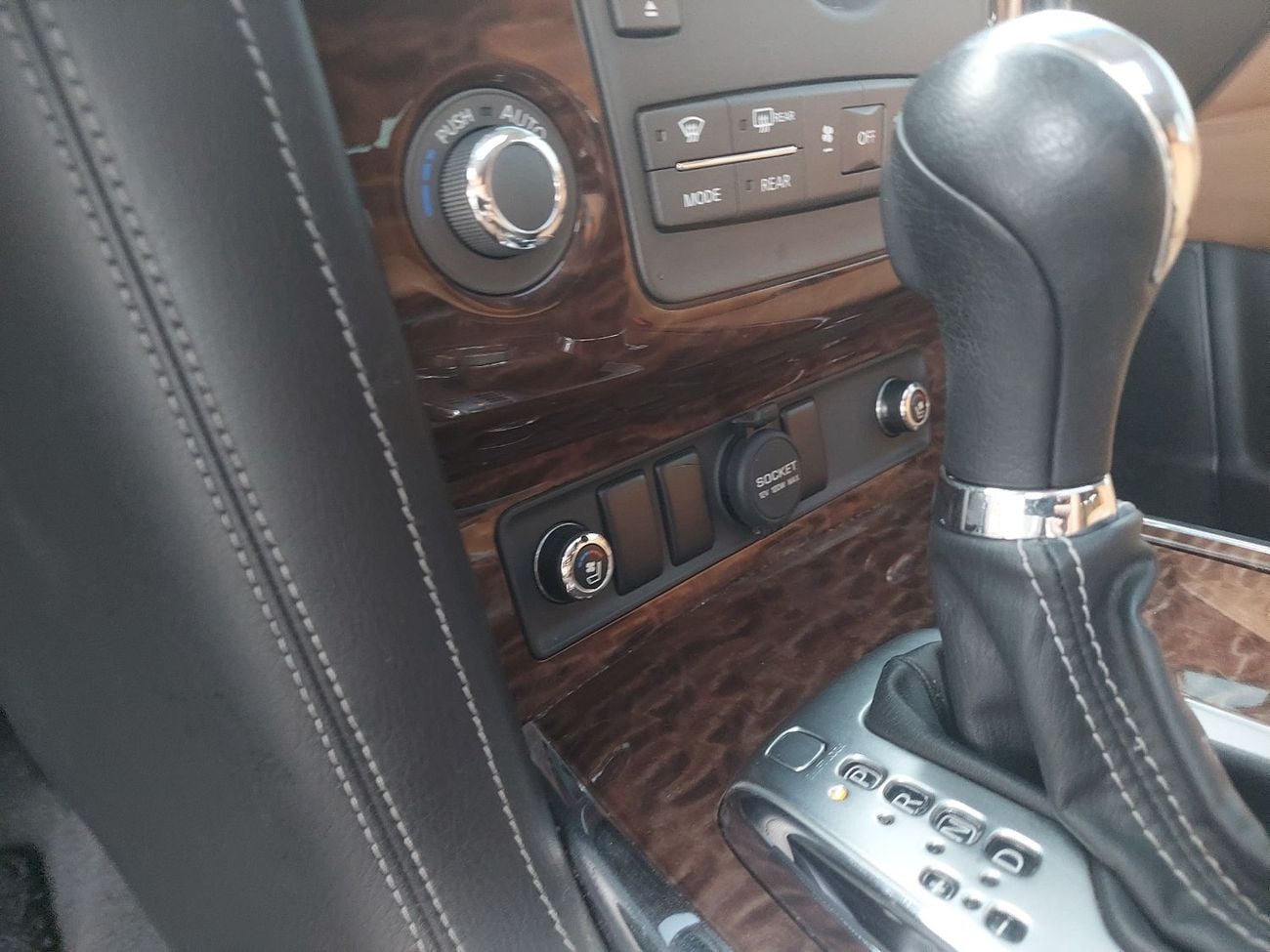 Nissan Patrol LE PLATINUM