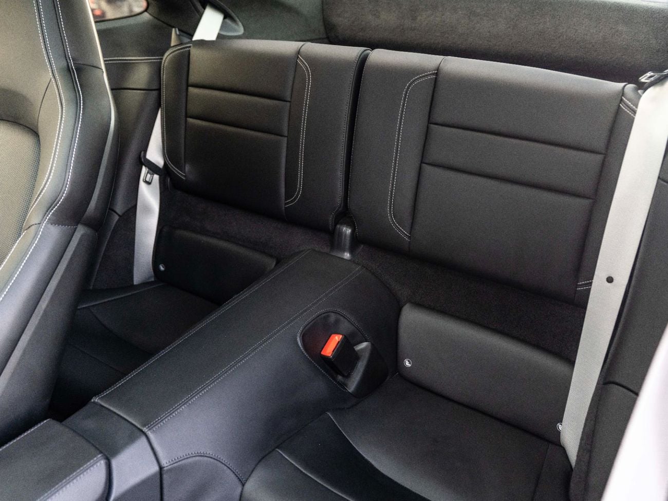 Porsche 911 Turbo S 3.8L (640 HP) Coupe