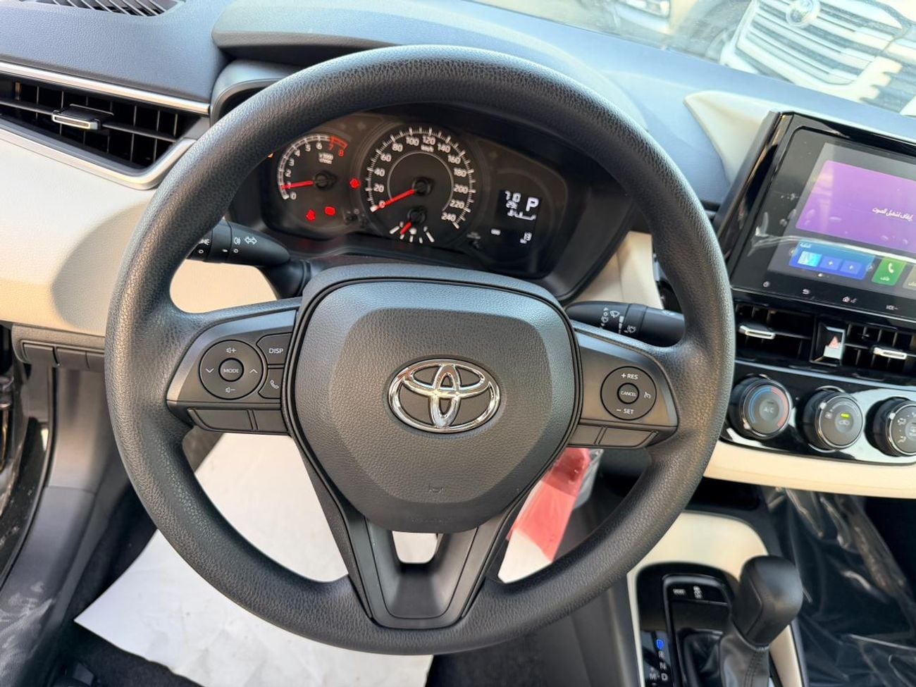 تويوتا كورولا 2.0L PETROL XLI AUTOMATIC TRANSMISSION ( FOR RE-EXPORT OUTSIDE GCC ONLY