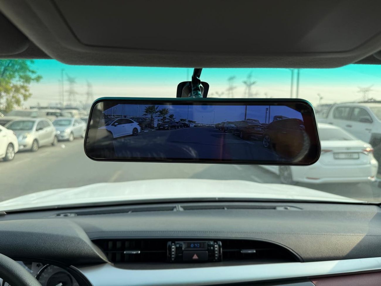 تويوتا هيلوكس HILUX D/C , GLXS-V , Full Option SR5 , 2.7L Petrol 4X4 , 2025 Model