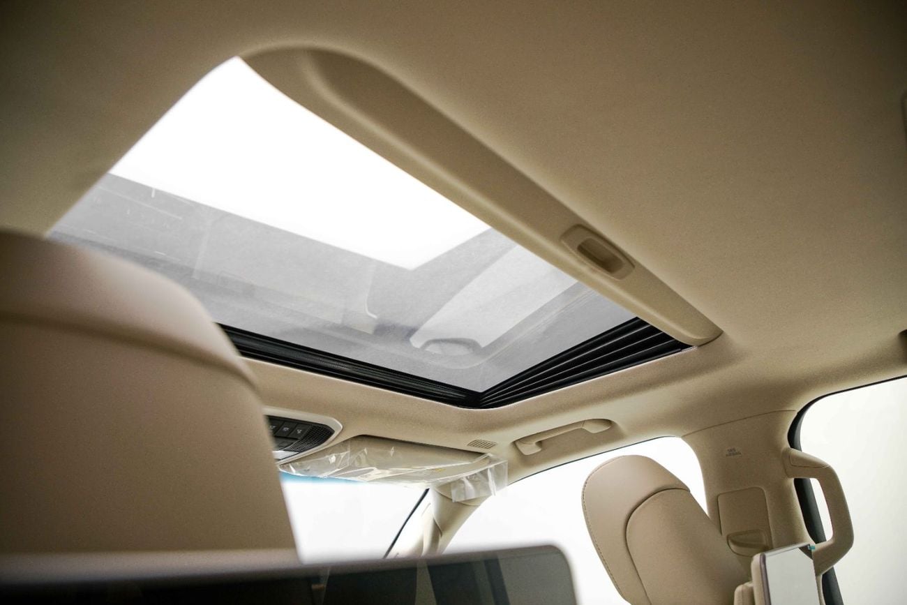 تويوتا لاند كروزر GXR 3.5L - White Inside Beige | Export Only