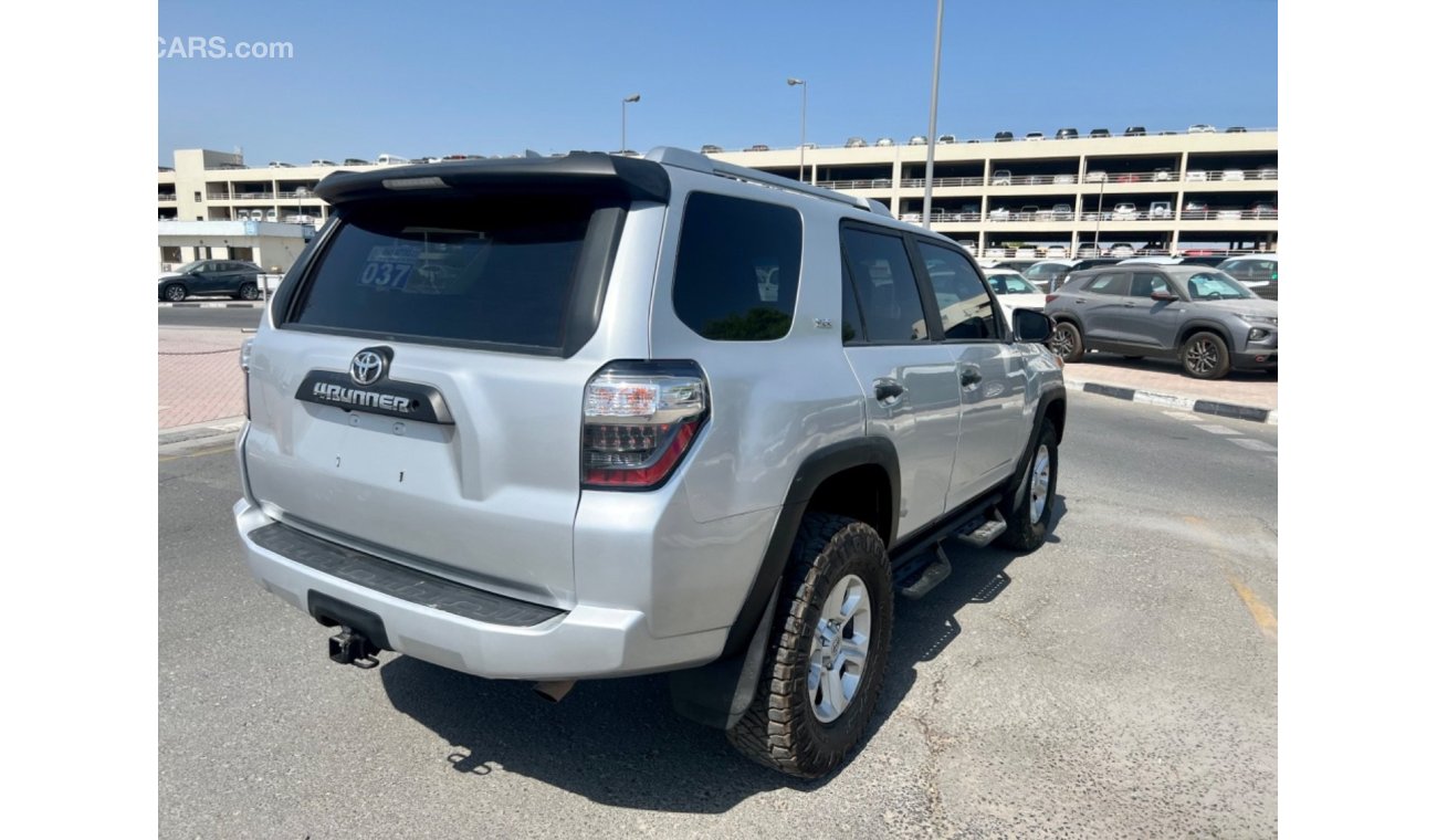 تويوتا 4Runner 2018 4x4 SUNROOF 7 SEATS