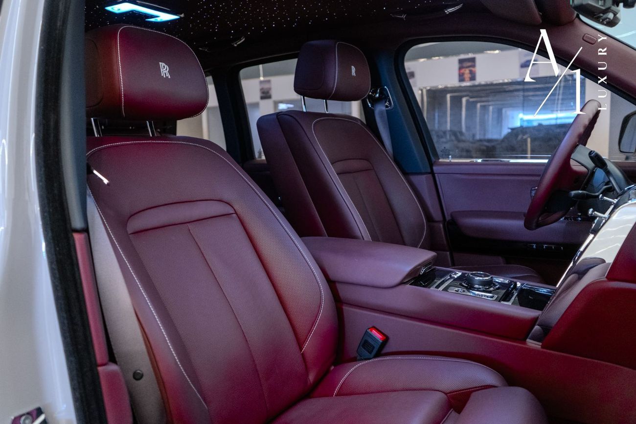 رولز رويس كولينان 2022 Rolls Royce Cullinan, 2026 Rolls Royce Warranty + Service Pack, Fully Loaded, Very Low Kms, GCC