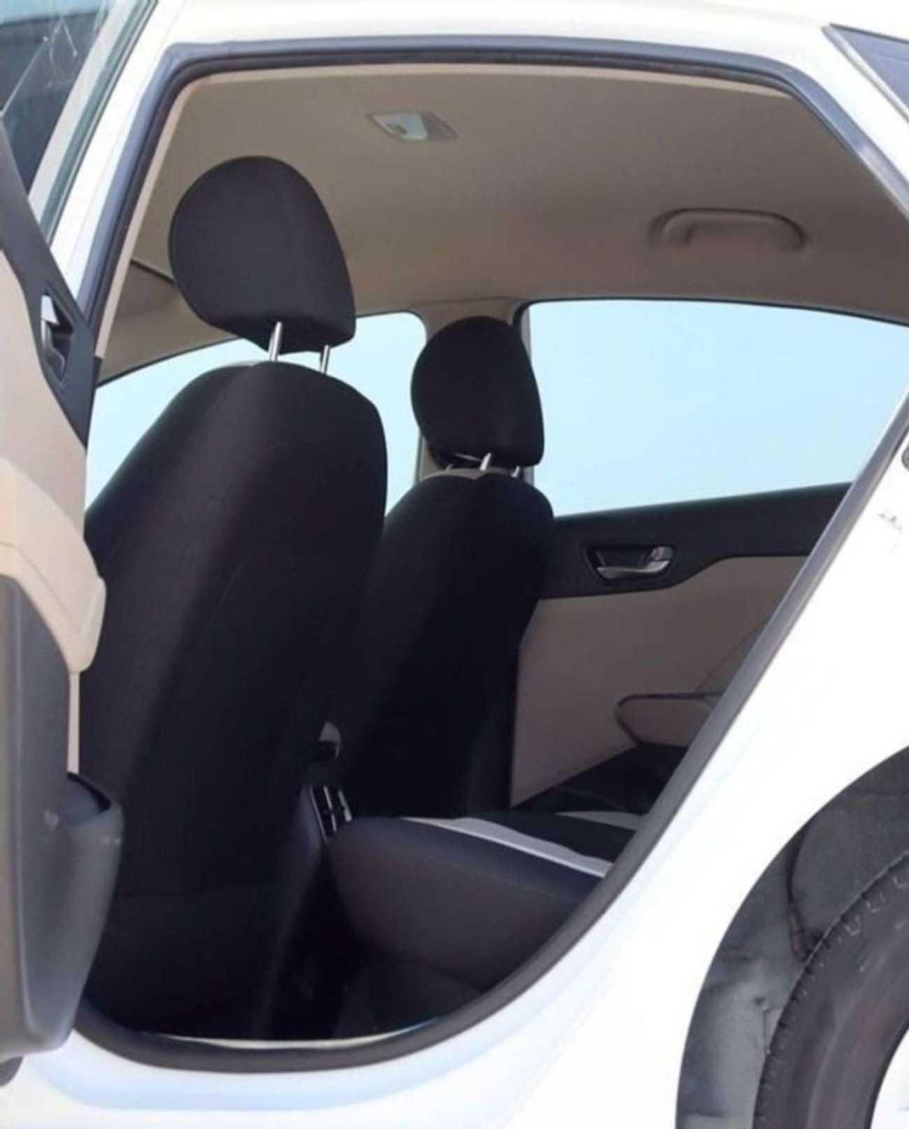 Hyundai Accent Base 1.6L (138 HP) Hyundai Accent | 1.6 L | 2020 | GCC | Accident-Free | In Excellent Condition | 46