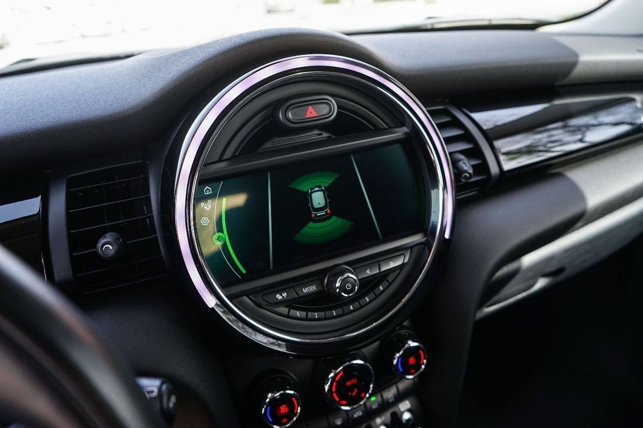 Mini Cooper Std 1.5L (4 Seater)