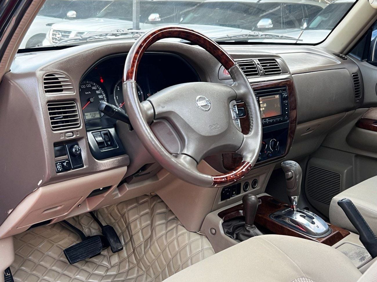 نيسان باترول سفاري