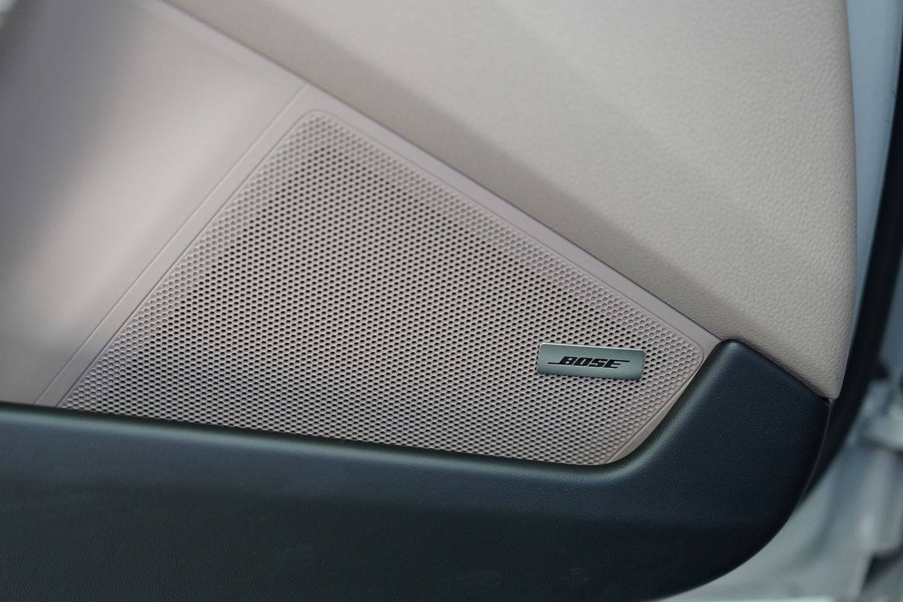 Porsche 911 Carrera 4 3.0L (444 HP) Convertible