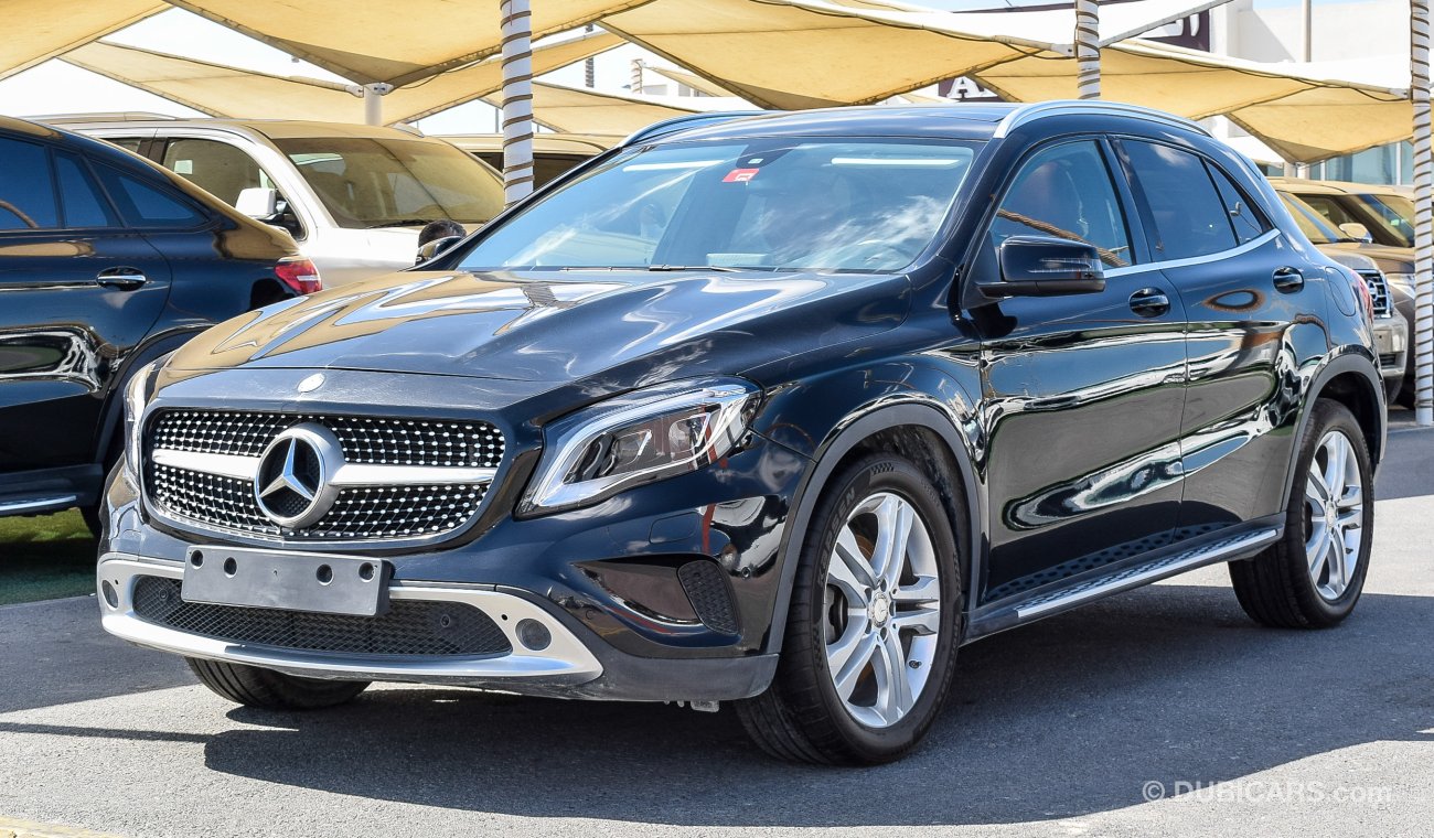 Mercedes-Benz GLA 250 4 Matic