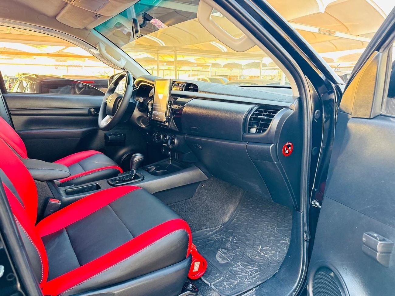 تويوتا هيلوكس Toyota Hilux SR5 2020 Upgrade 2024 V4 2.7L LHD